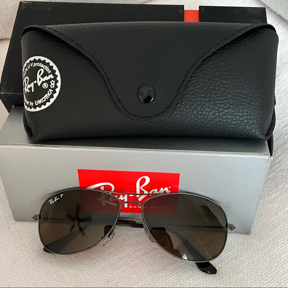 RAY-BAN cockpit aviator sunglasses with polarized lenses